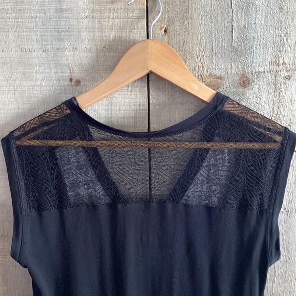 BCBG top - Picture 3 of 4